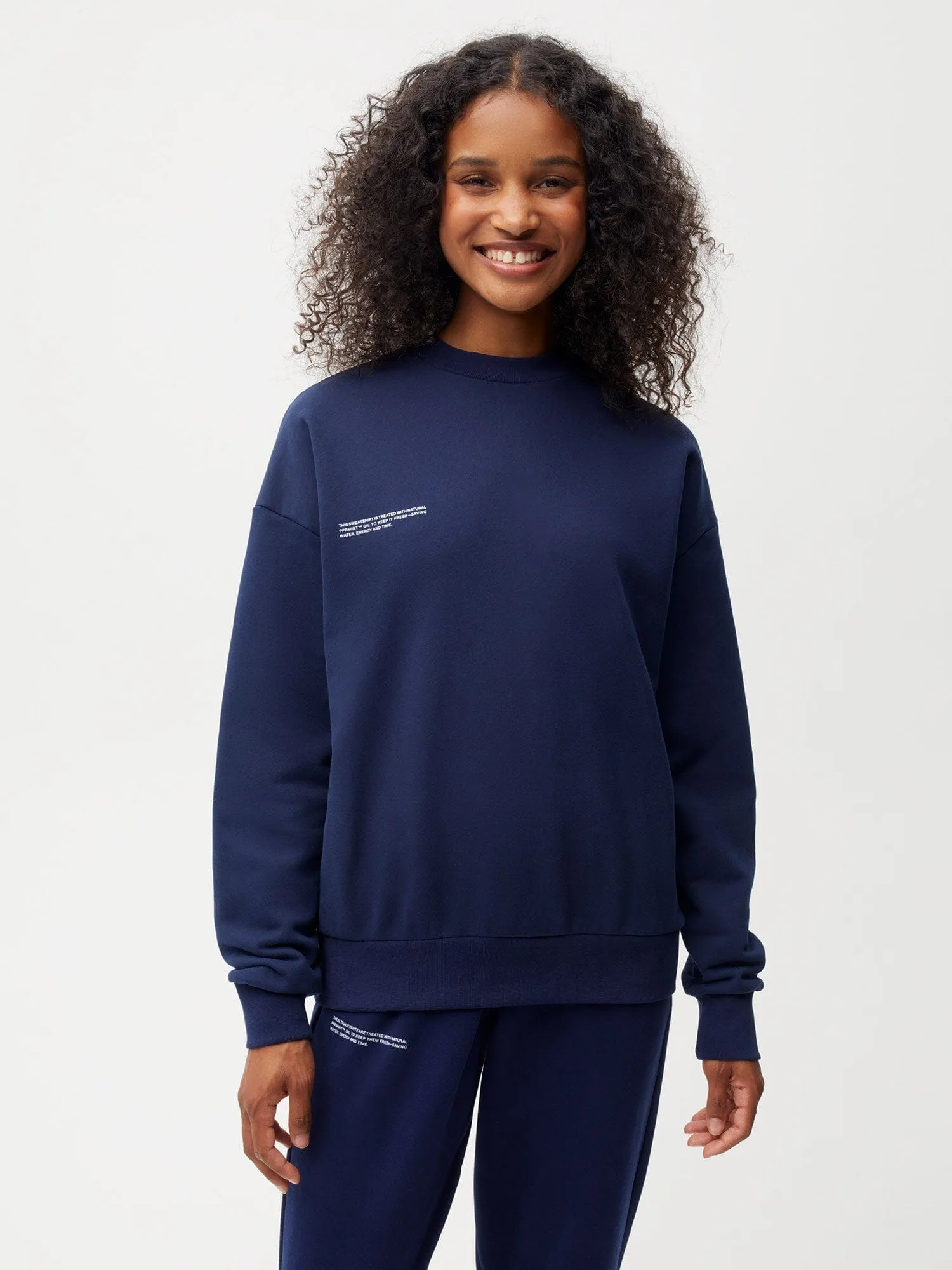 365 Midweight Sweatshirt—navy blue