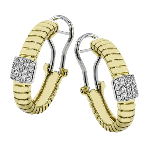 Huggie Hoop Earrings in 18K Gold with Diamonds