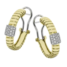 Huggie Hoop Earrings in 18K Gold with Diamonds